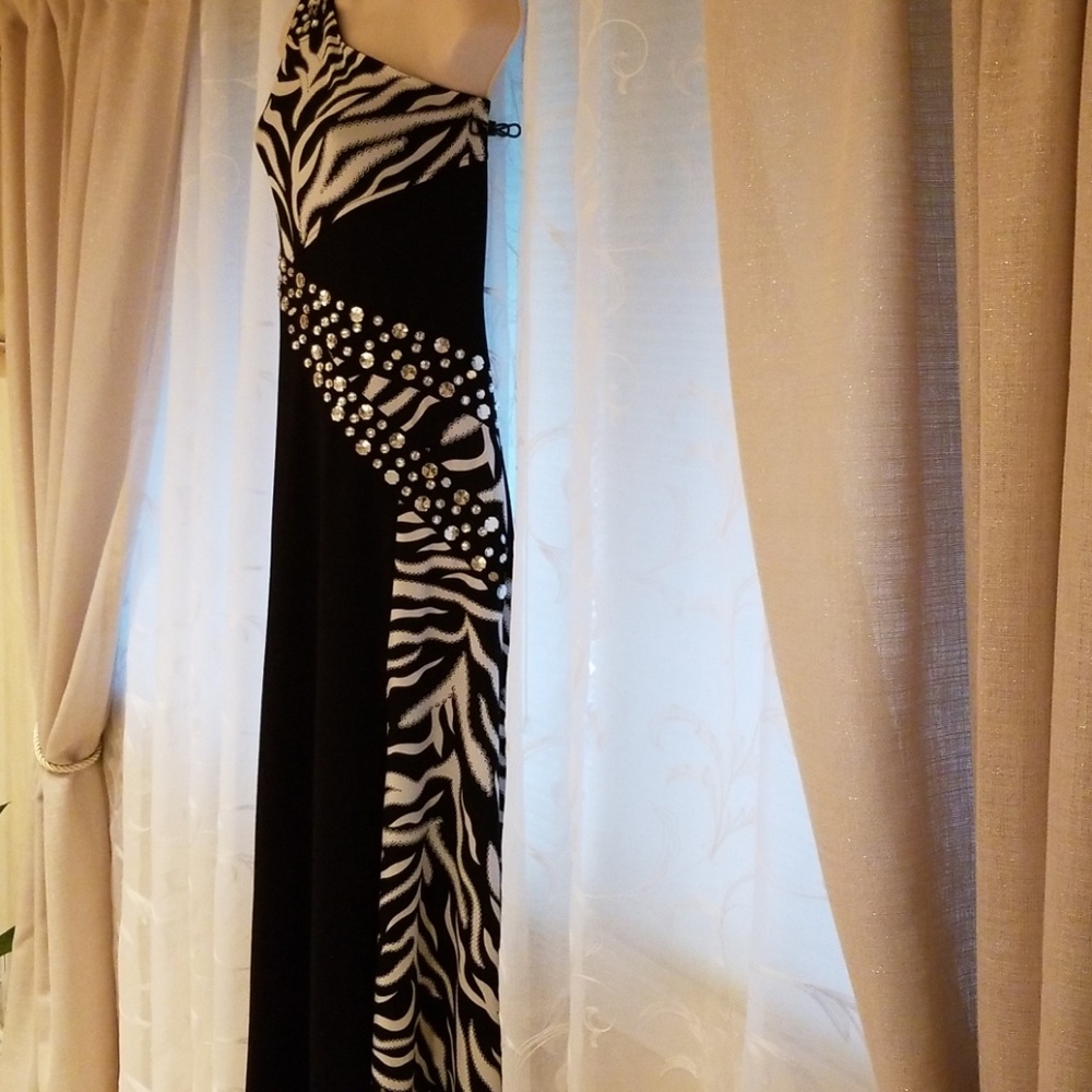 Long dress